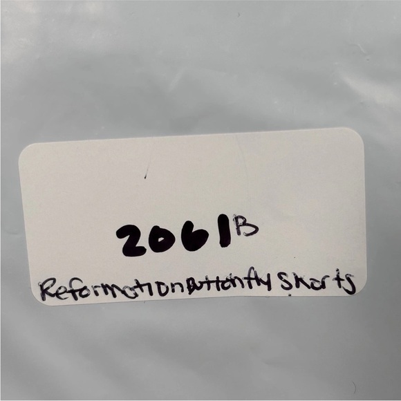 Reformation Jean Short Women’s Size 29 Blue Cut Off Caribbean Wash Button Fly - Picture 13 of 13